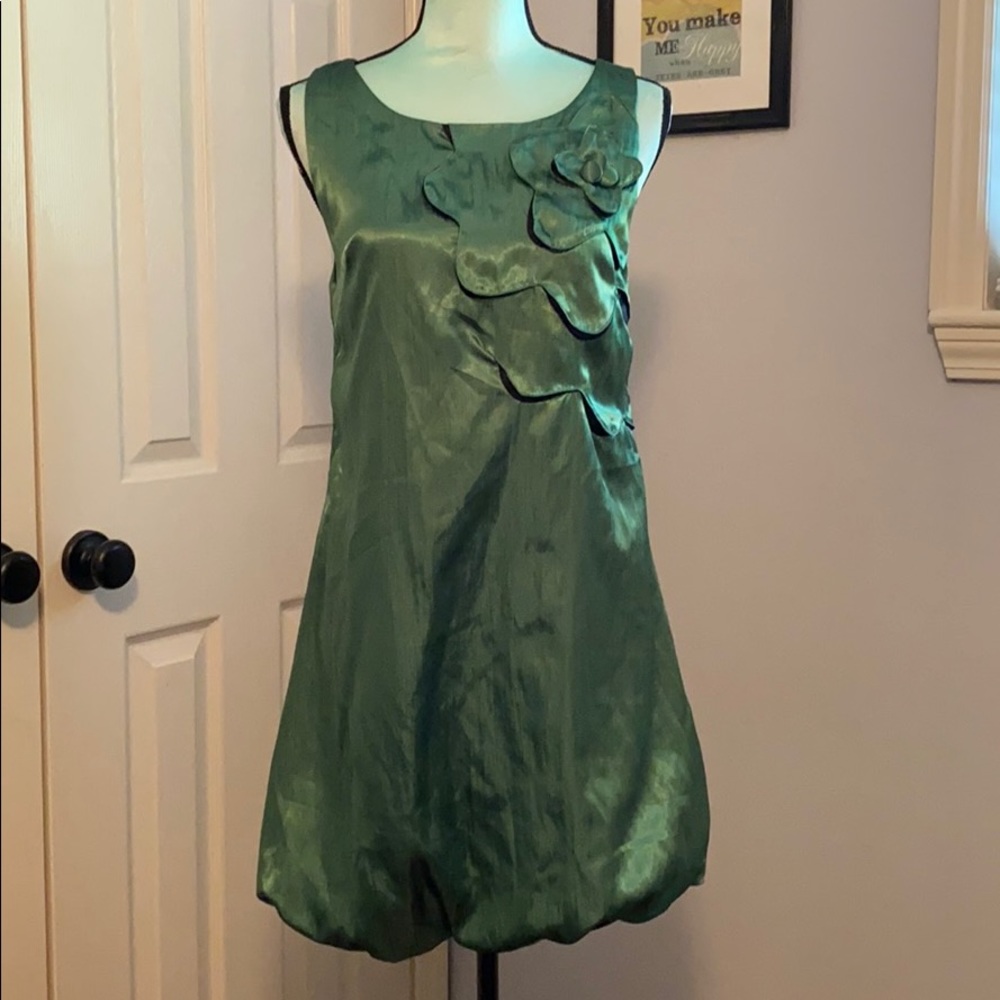 NWOT Sugarlips green balloon bottom dress